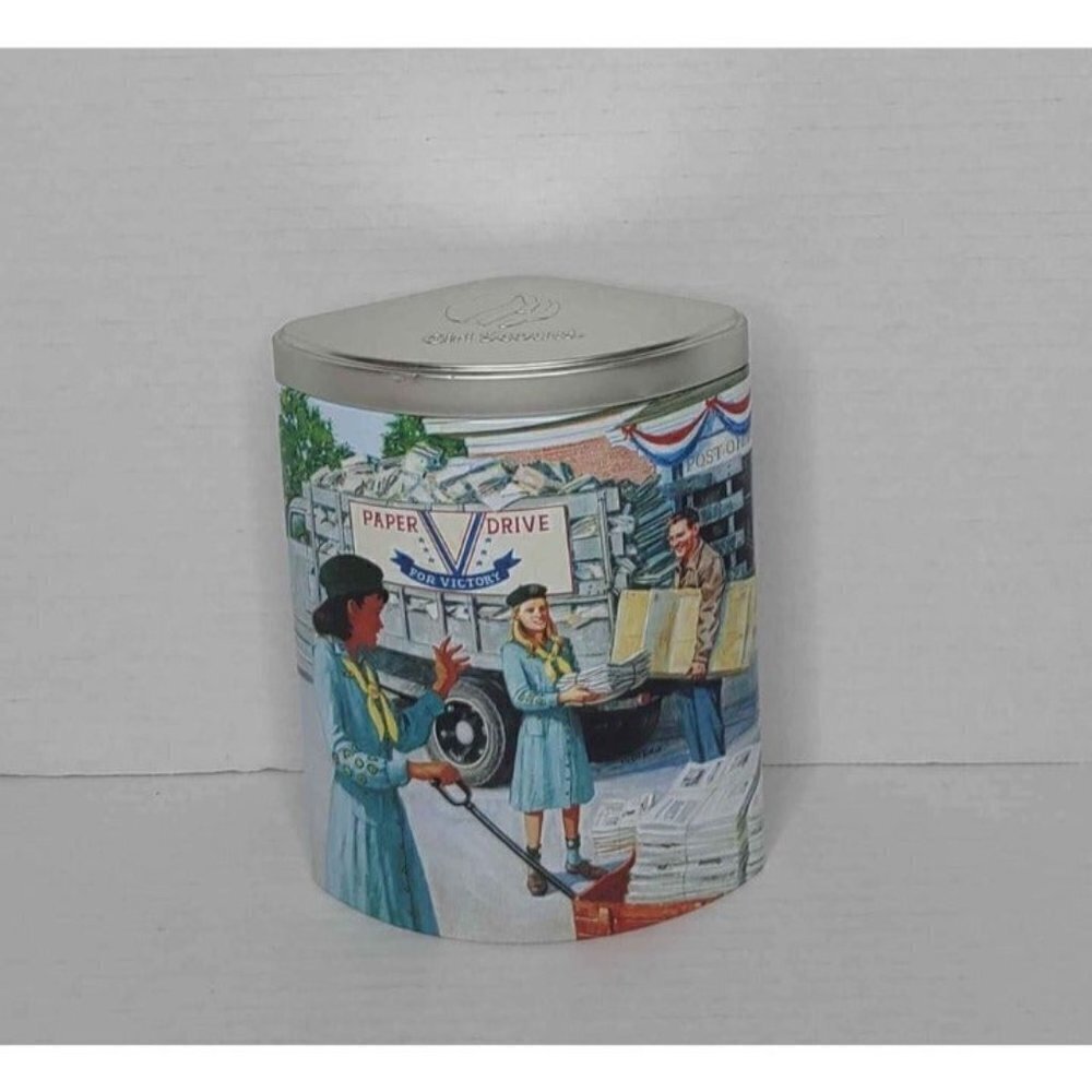 Girl Scouts 2004 Collectors Tin 1st In Series of 3 6.5" Tall